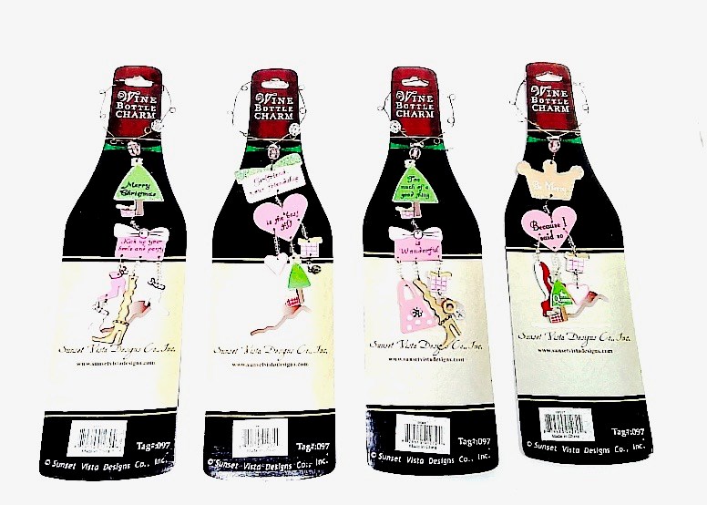 Queen Accessories Wine Bottle Ornament (image for) Queen Accessories Wine Bottle Ornament
